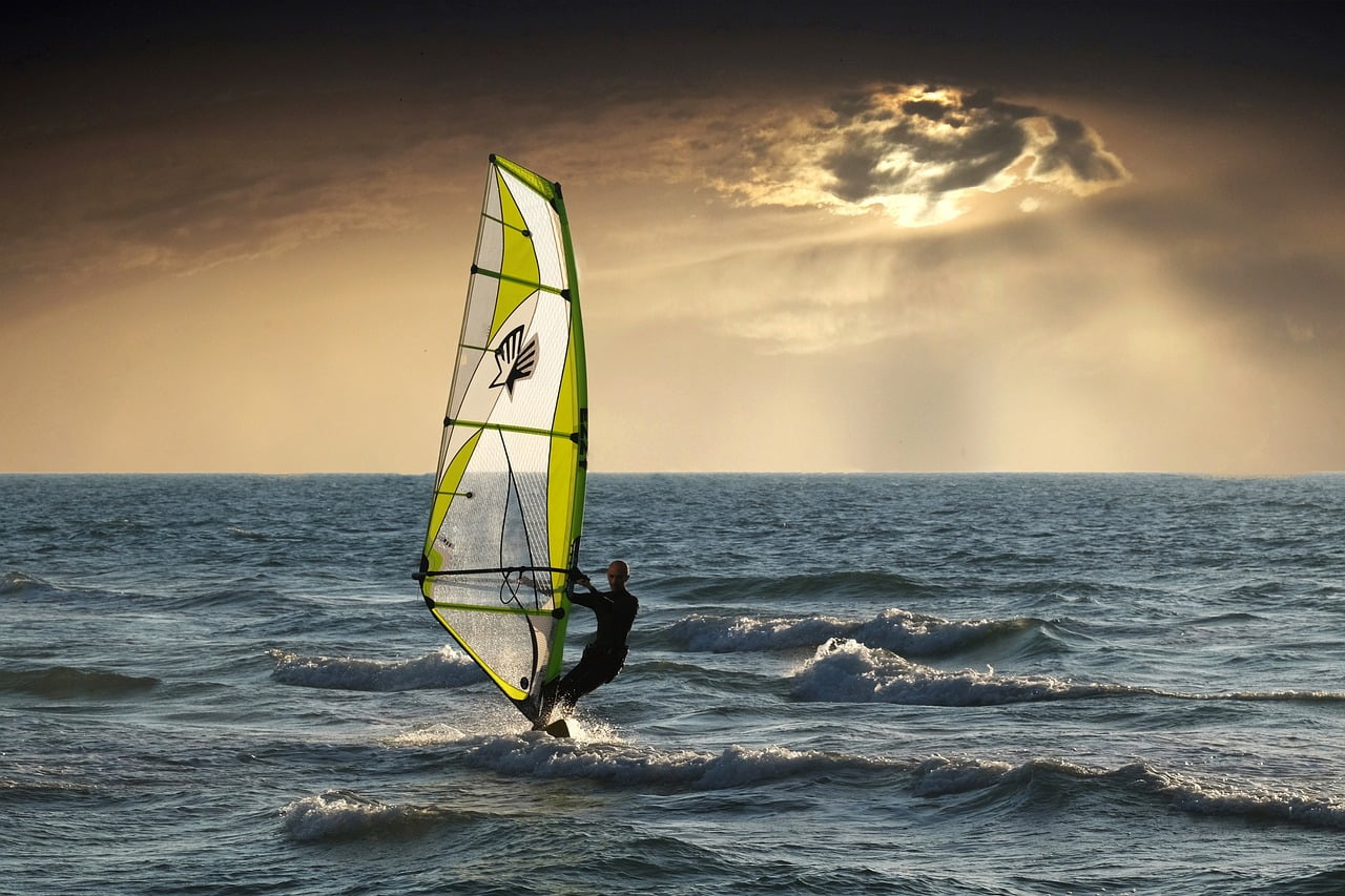 windsurf activité nautique à port mahon sigean
